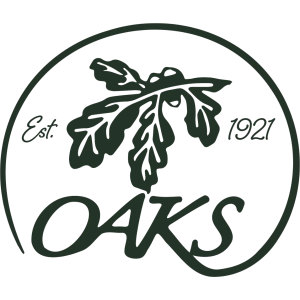The Oaks Country Club logo